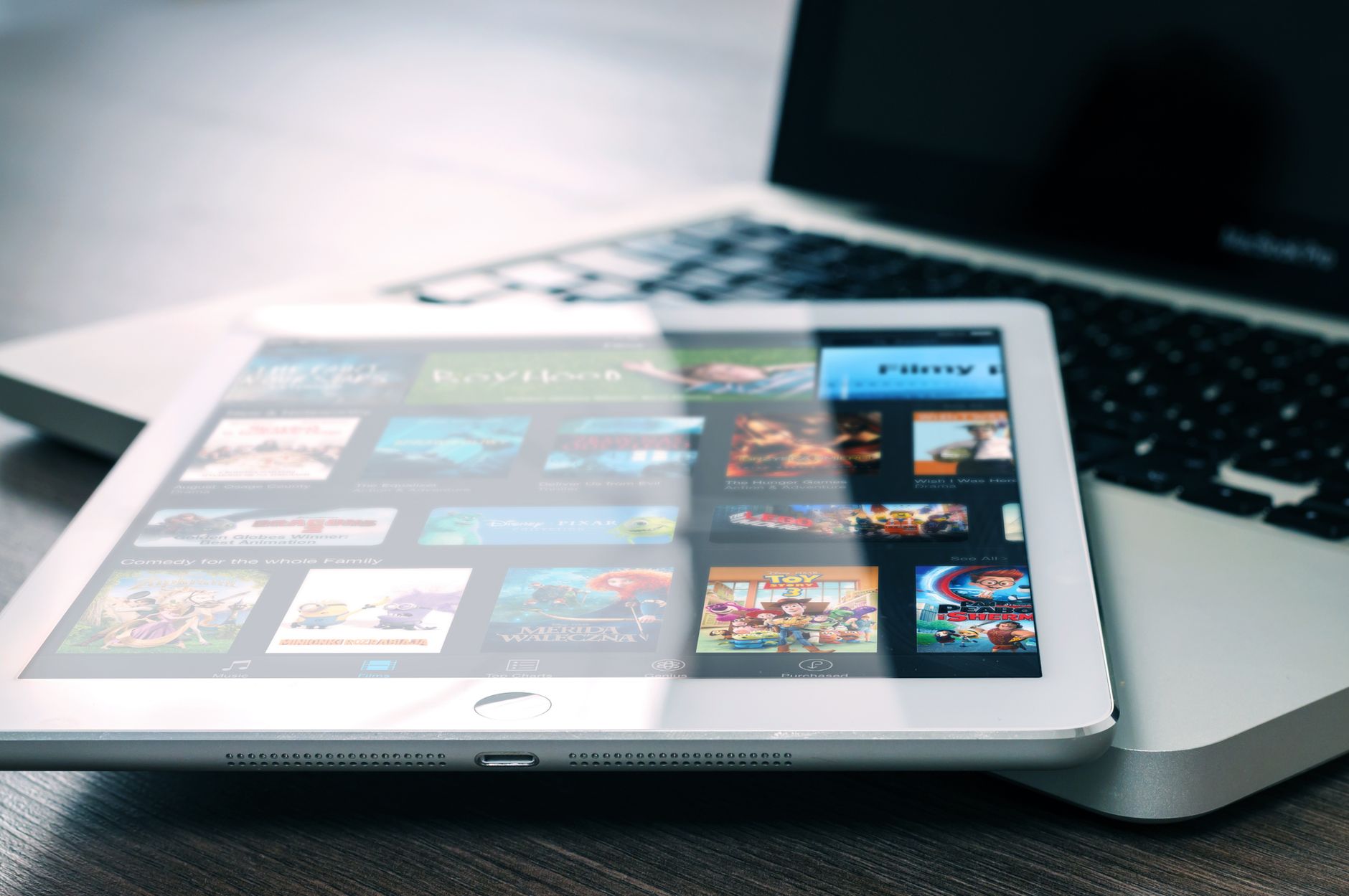 Does IPTV Actually Pay Off for Canadian Households?